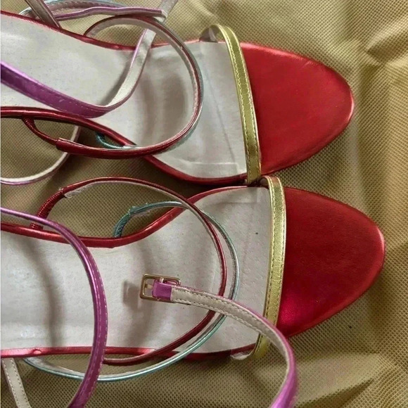 Sale Revole Raye Metallic Wraparound Sandal Heel - Picture 4 of 9